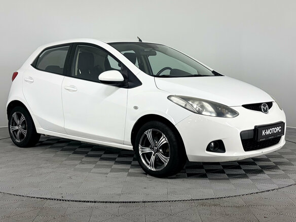2008 Mazda 2 II (DE), белый, 630000 рублей - вид 2