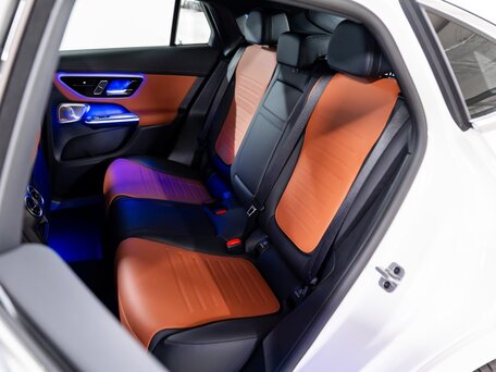 2025 Mercedes-Benz GLC Coupe 300 II (C254), белый, 9048000 рублей, вид 3