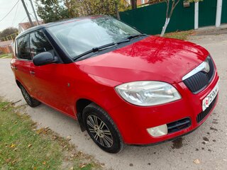2008 Skoda Fabia II, красный, 259000 рублей, вид 3