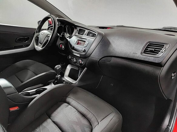 2014 Kia Ceed II, красный, 704000 рублей - вид 10