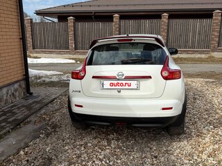 2014 Nissan Juke I, белый, 795000 рублей, вид 4