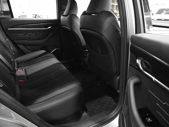2026 Geely Monjaro I, серебристый, 4954990 рублей - вид 12