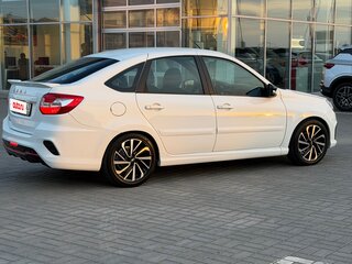 2019 Lada (ВАЗ) Granta I Рестайлинг, белый, 815000 рублей, вид 4