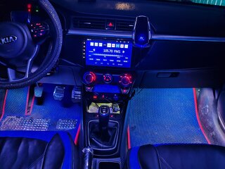 2020 Kia Rio IV, синий, 1360000 рублей, вид 4