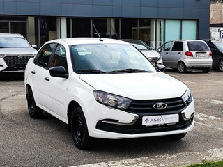 2020 Lada (ВАЗ) Granta I Рестайлинг, белый, 704983 рублей, вид 2