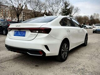 2023 Kia K3 II (China Market) Рестайлинг, белый, 1390002 рублей, вид 4
