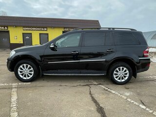 2008 Mercedes-Benz GL-Класс 320 I (X164), чёрный, 1900000 рублей, вид 1
