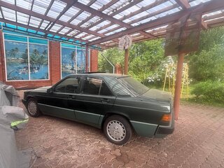 1993 Mercedes-Benz 190 (W201), зелёный, 330000 рублей, вид 3