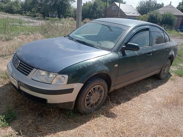 1999 Volkswagen Passat B5, зелёный, 230000 рублей