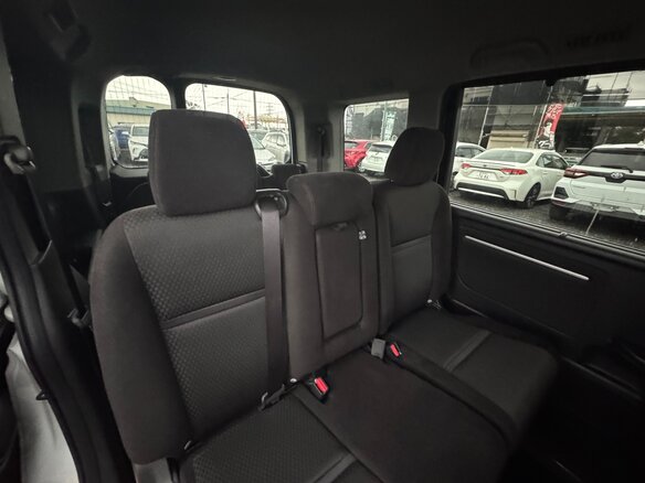 2017 Honda Stepwgn Spada V Рестайлинг, белый, 1700600 рублей - вид 14