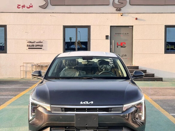 2026 Kia K4, чёрный, 2822999 рублей