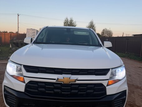 2021 Chevrolet Colorado II, белый, 3700000 рублей, вид 2