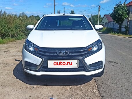2018 Lada (ВАЗ) Vesta I, белый, 680000 рублей, вид 2