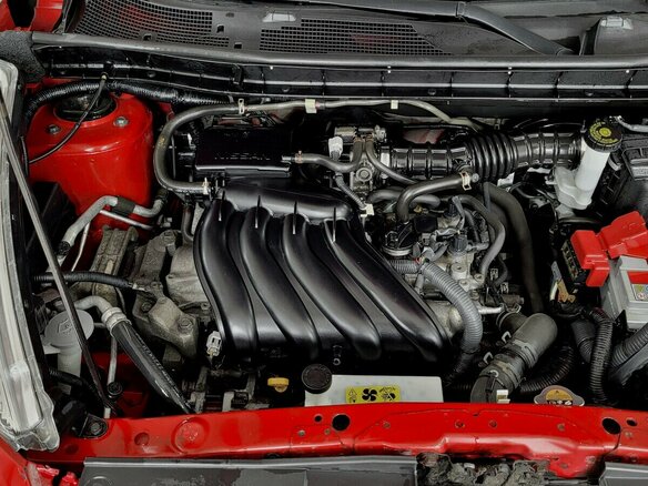 2013 Nissan Juke I, красный, 880000 рублей - вид 13