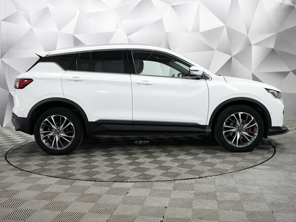 2023 Geely Coolray I, белый, 1899000 рублей - вид 5