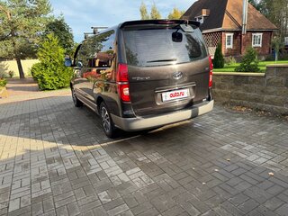 2018 Hyundai Grand Starex I Рестайлинг, чёрный, 4700000 рублей, вид 4