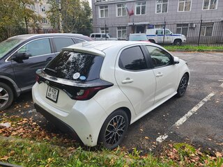 2020 Toyota Yaris IV, белый, 1170000 рублей, вид 1