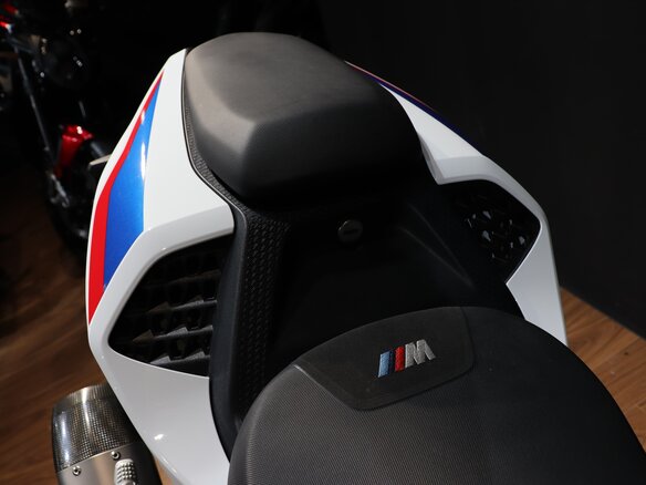 2022 BMW S 1000 RR, белый, 1950000 рублей - вид 15