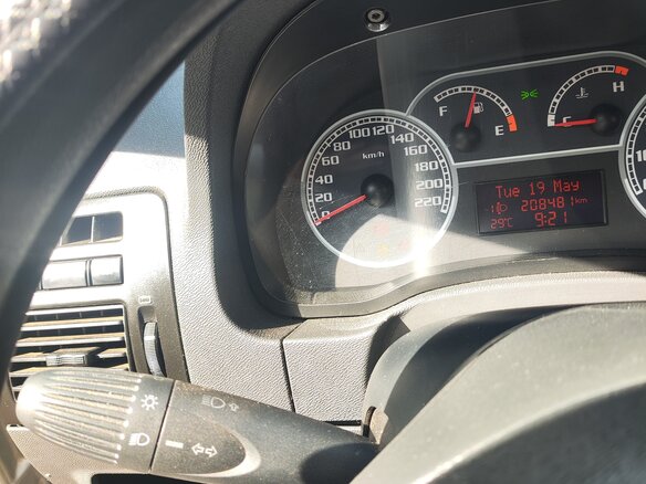 2011 Fiat Albea I Рестайлинг, серебристый, 380000 рублей - вид 6