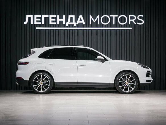 2018 Porsche Cayenne III, белый - вид 2