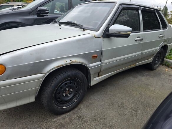 2004 Lada (ВАЗ) 2115, белый, 82000 рублей - вид 6