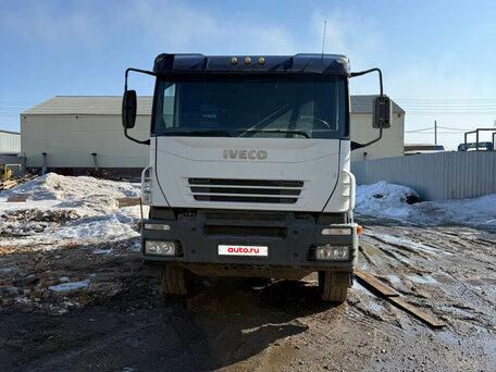 2006 Iveco Trakker, белый, 1500000 рублей, вид 1