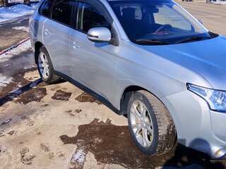 2012 Mitsubishi Outlander III, серебристый, 1457000 рублей, вид 3