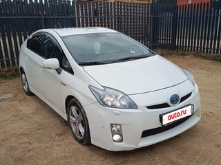 2009 Toyota Prius III (XW30), белый, 880000 рублей, вид 2