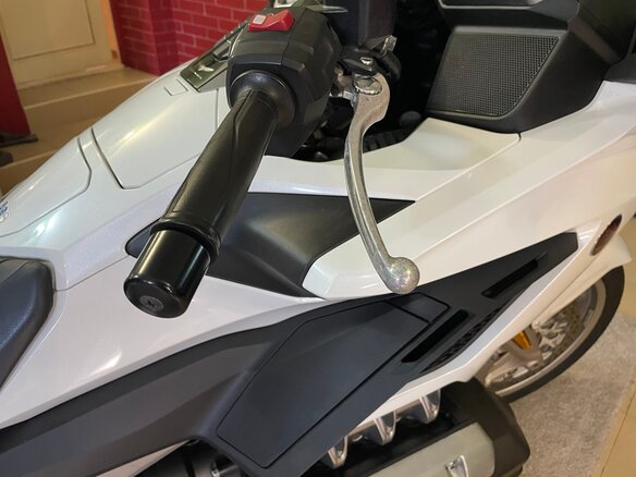 2018 Honda GL 1800 Gold Wing, белый, 2100000 рублей - вид 5