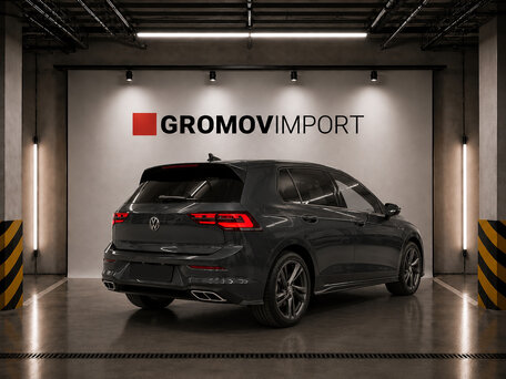 2023 Volkswagen Golf VIII, серый, 2040000 рублей, вид 4