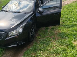 2012 Chevrolet Cruze I, чёрный, 600000 рублей, вид 3