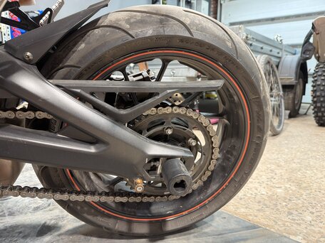 2014 Yamaha MT-09 (FZ-09), оранжевый, 600000 рублей, вид 5
