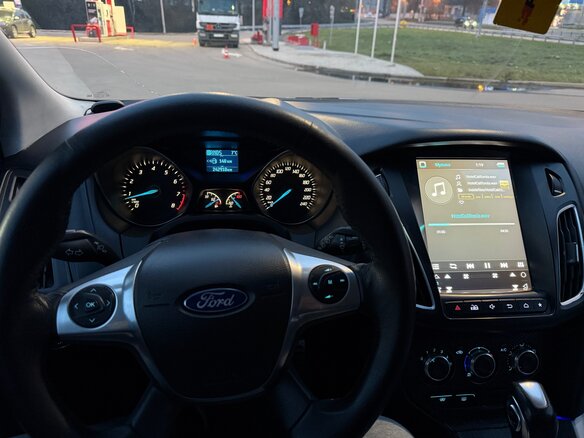 2013 Ford Focus III, белый, 530000 рублей - вид 10