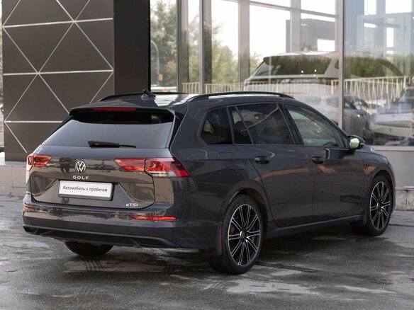 2021 Volkswagen Golf VIII, серый - вид 4