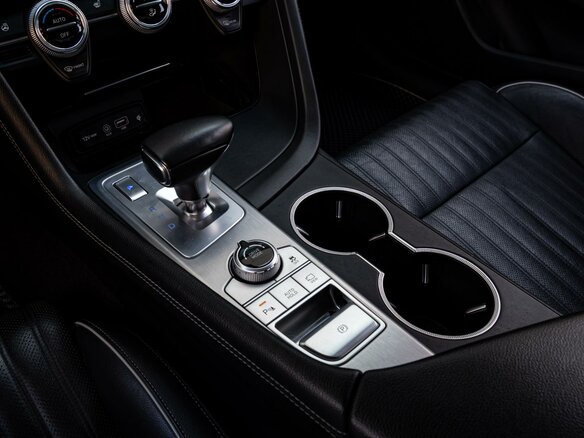 2018 Genesis G70 I, чёрный - вид 11