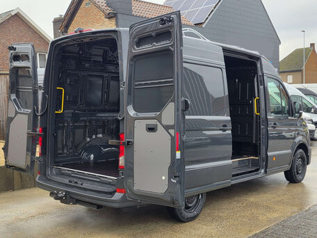 2026 Volkswagen Crafter, серый, 8600000 рублей, вид 5