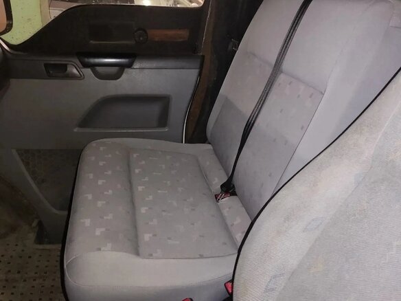 2008 Volkswagen Transporter T5, бежевый, 650000 рублей - вид 7