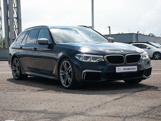 2018 BMW 5 серии M550d xDrive VII (G30/G31/G38), чёрный, 3956335 рублей, вид 3