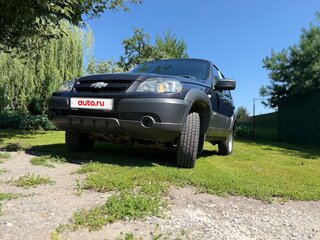 2016 Chevrolet Niva I Рестайлинг, коричневый, 730000 рублей, вид 2