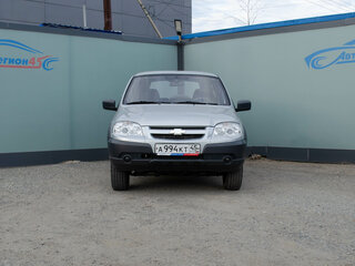 2013 Chevrolet Niva I Рестайлинг, серый, 455000 рублей, вид 2