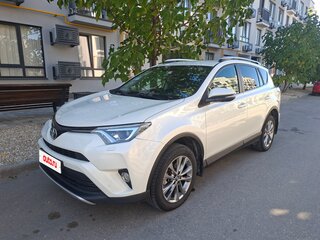 2015 Toyota RAV4 IV (XA40) Рестайлинг, золотистый, 2650000 рублей, вид 1