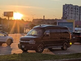 2011 Chevrolet Express II, чёрный, 1900000 рублей, вид 1