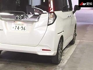 2023 Toyota Roomy I Рестайлинг, белый, 1100000 рублей, вид 5