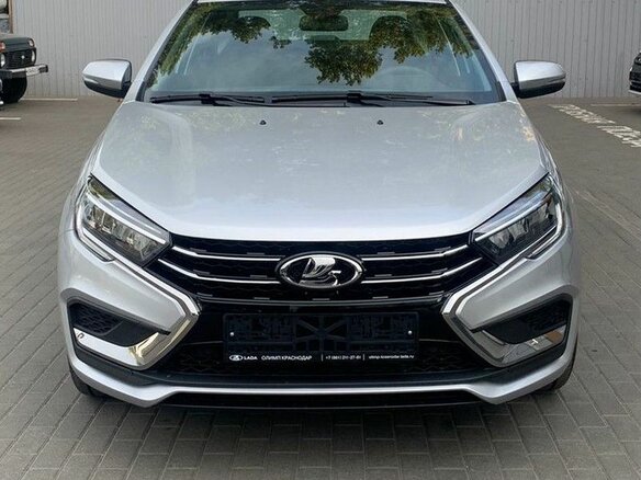 2026 Lada (ВАЗ) Vesta I Рестайлинг (NG), серебристый, 1800000 рублей - вид 1