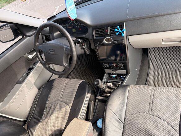 2011 Lada (ВАЗ) Priora I, белый, 340000 рублей - вид 15