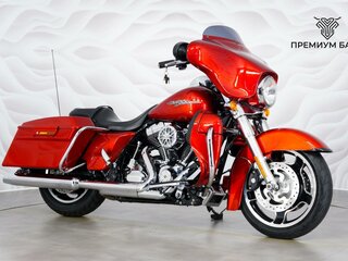 2011 Harley-Davidson Street Glide, красный, 1127000 рублей, вид 5