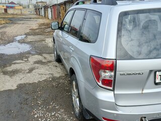 2010 Subaru Forester III, серебристый, 1000000 рублей, вид 5