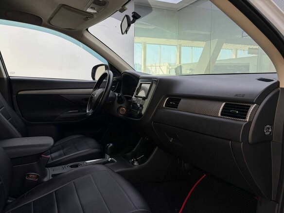 2013 Mitsubishi Outlander III, белый, 1020000 рублей - вид 10