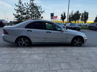 2002 Mercedes-Benz C-Класс 200 II (W203), серебристый, 390000 рублей, вид 4