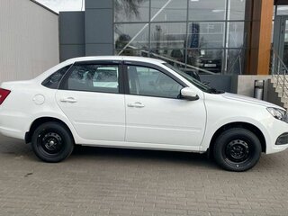2026 Lada (ВАЗ) Granta I Рестайлинг, белый, 1096000 рублей, вид 4